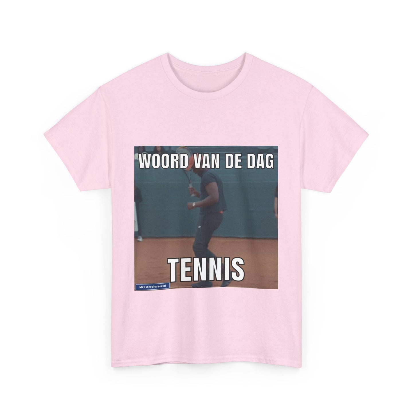 T-Shirt mit dem Wort „Tennis“ des Tages
