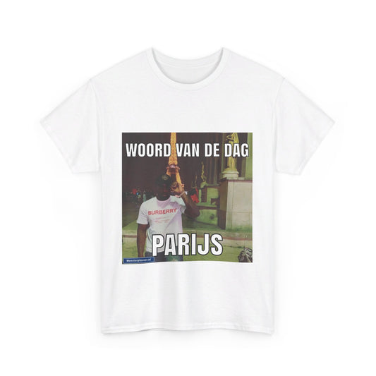 T-Shirt mit dem Wort „Paris“ des Tages 