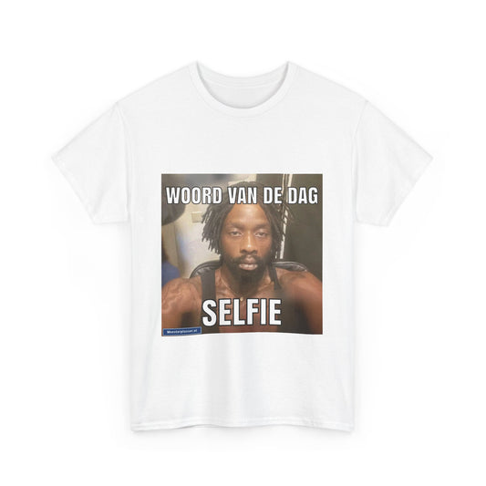 ''Selfie'' Word of the day T-shirt - Meesterplusser.nl